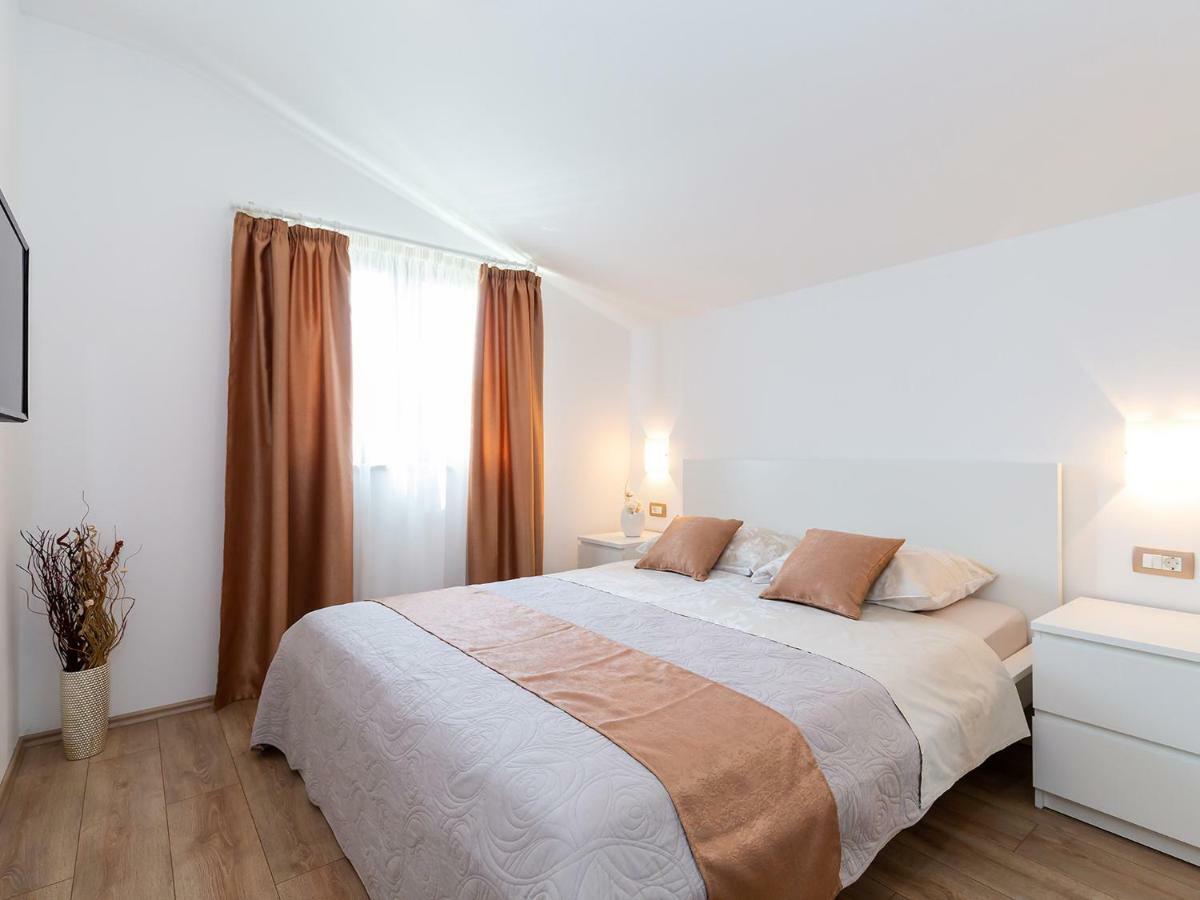 Apartments Gioia Poreč Eksteriør bilde