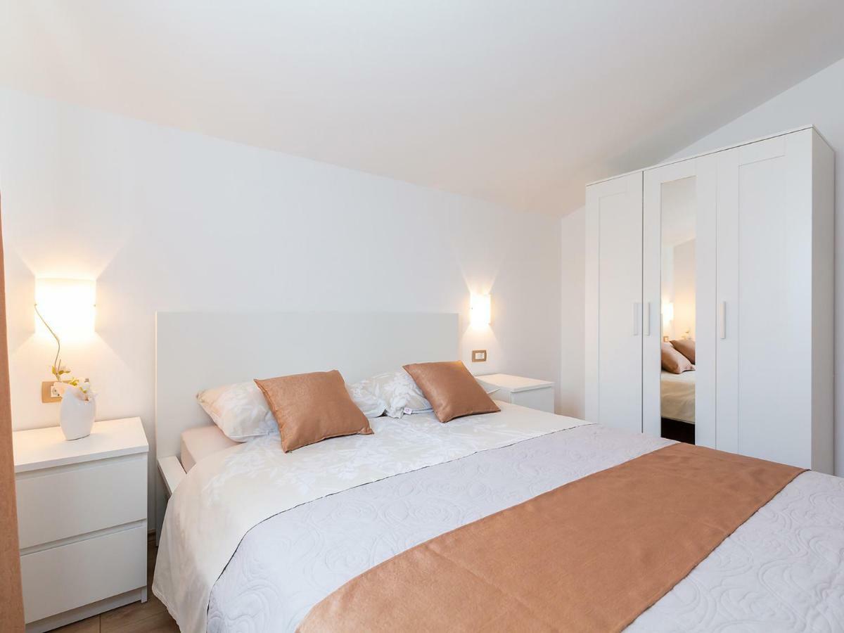 Apartments Gioia Poreč Eksteriør bilde