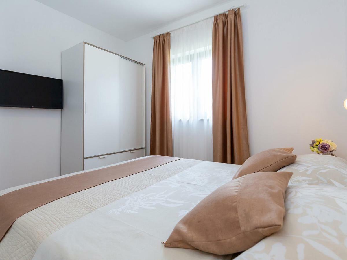 Apartments Gioia Poreč Eksteriør bilde